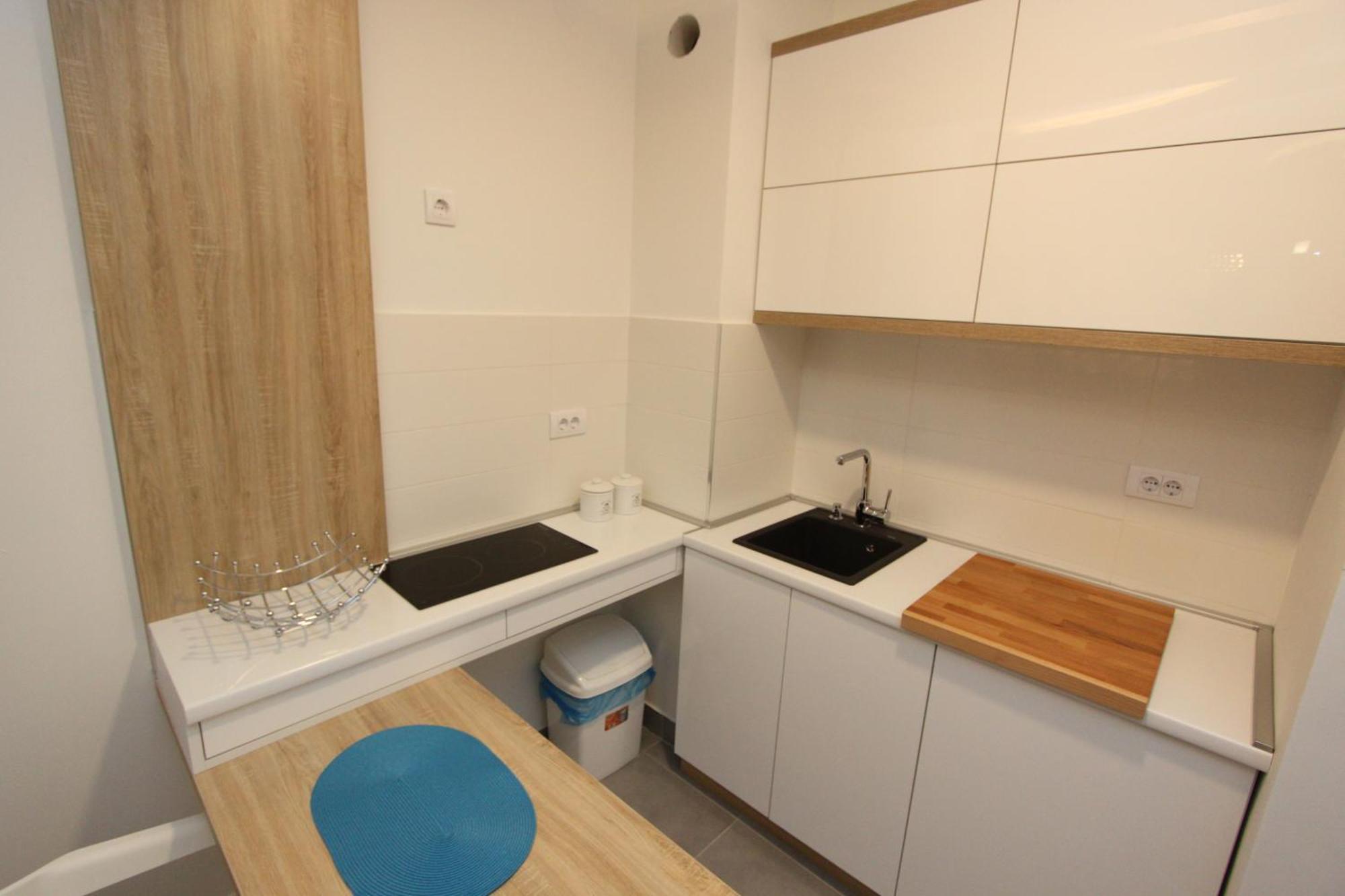 Riviera New Belgrade Apartment, Parking 5 Eur Per Day Exterior foto